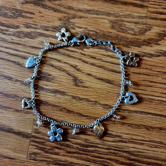 BRIGHTON Silver And Gold Floral And Heart Anklet... Fun And Flirty! - Picture 2 of 6